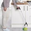 handy grabber in use